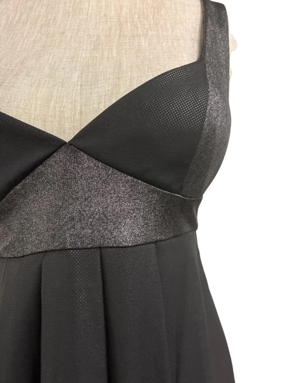 Max Rave Black Metallic Silver Empire Waist Dress With Tie-Back Design Size S - Picture 1 of 11